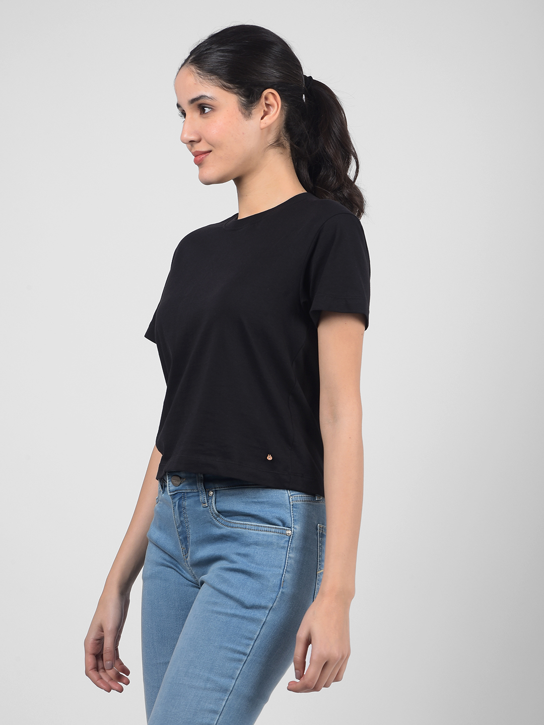 Numero Uno Women Solid Black Regular Fit T-Shirt
